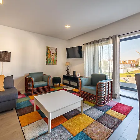 Apartment Modern & Quiet 2br 2 Baths 4 Balconies & Lift Ilhavo