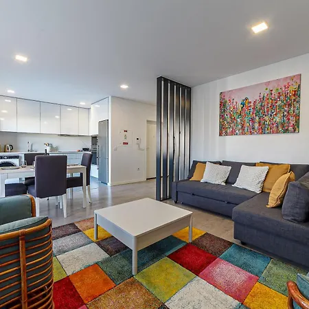 Modern & Quiet 2br 2 Baths 4 Balconies & Lift Apartment