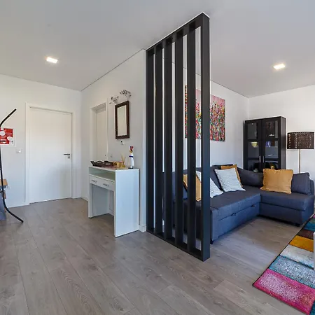 Modern & Quiet 2br 2 Baths 4 Balconies & Lift Apartamento *