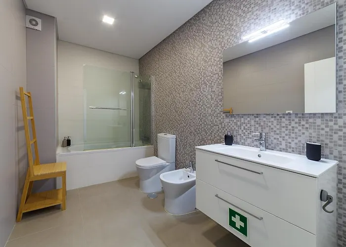 Apartment Modern & Quiet 2br 2 Baths 4 Balconies & Lift